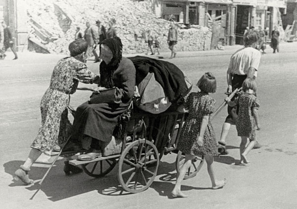 Nachkriegszeit 1945, Berlin, Flüchtlinge